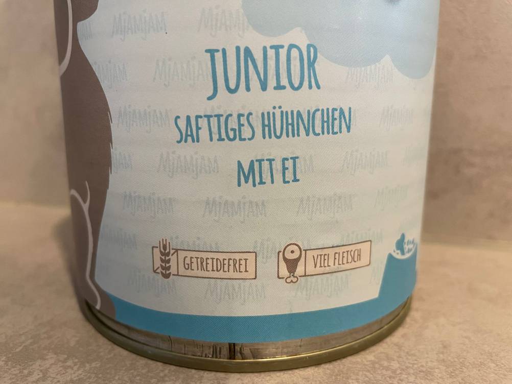 MjaMjam-Nassfutter in Detailansicht von vorne.
