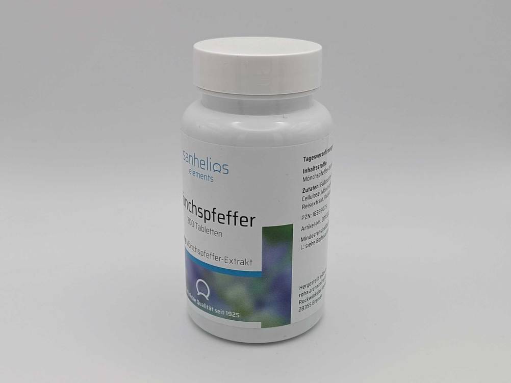 Im Test: Seitenansicht einer Dose Mönchspfeffers auf einer hellen Fläche.