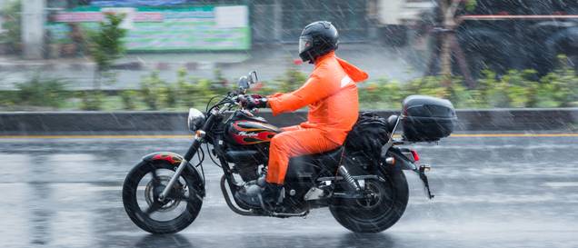 Motorrad Fahren Bei Regen