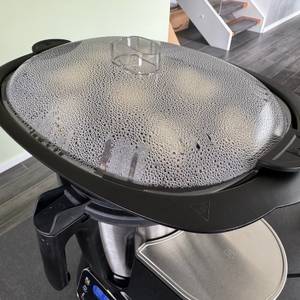 Kondenswasser am durchsichtigen Deckel des Varoma der Moulinex HF4568 Click Chef