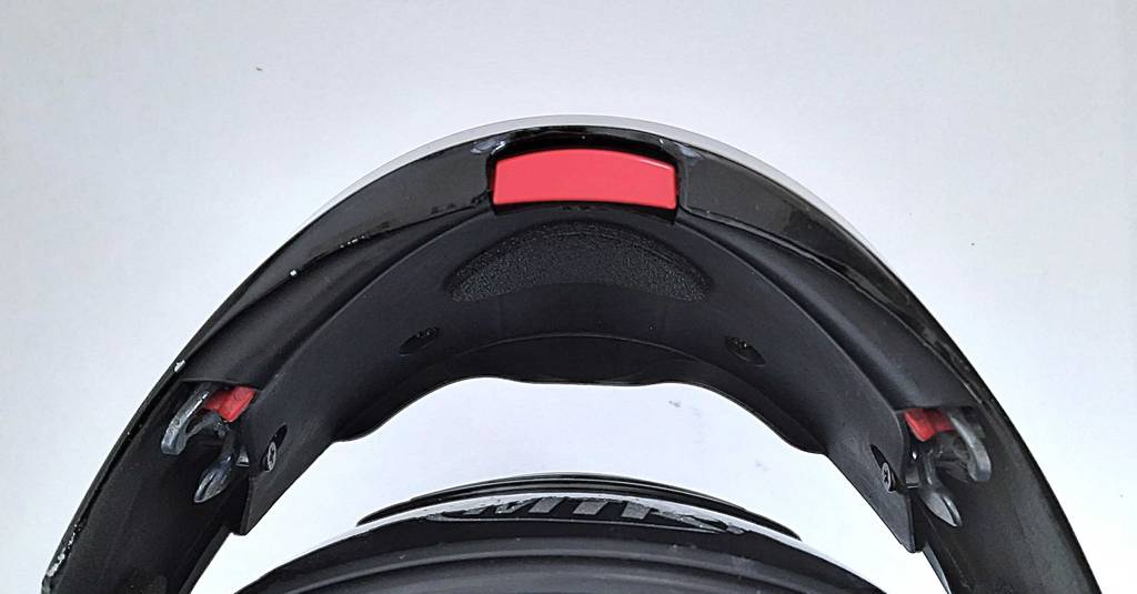 Motorradhelm-Test: Nahansicht des Kinnschutzes.