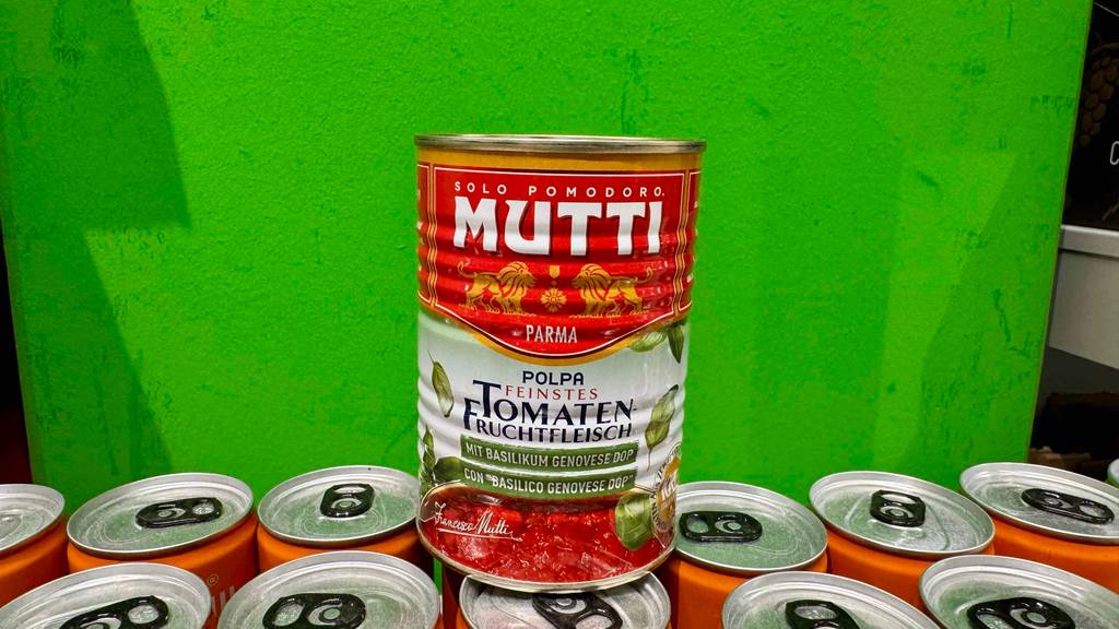 Mutti-Tomatensauce im Test: Auf der Dose steht groß der Markenname.