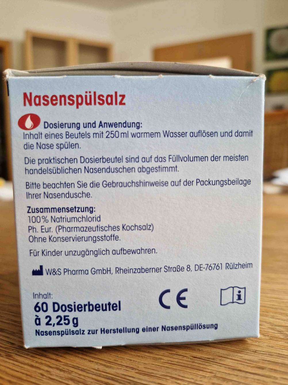Nasenspülsalz getestet: Nahaufnahme der Seite der Verpackung mit Anwendungshinweisen.