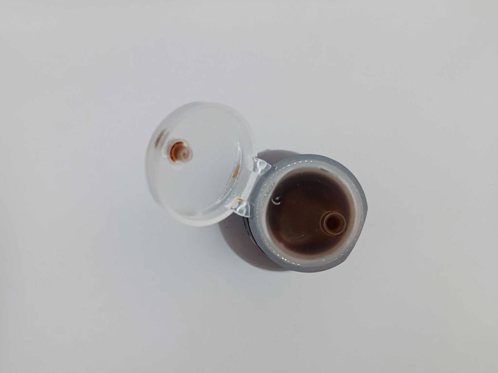 Balsamico-Creme getestet: Detailaufnahme der Dosieröffnung von oben.