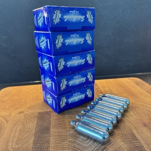 Fünf Packungen Kapseln für den Nemt-Sahnespender