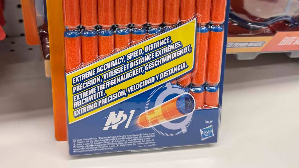 Nerf-Pfeile getestet: Nahaufnahme der Informationen auf der Verpackung.
