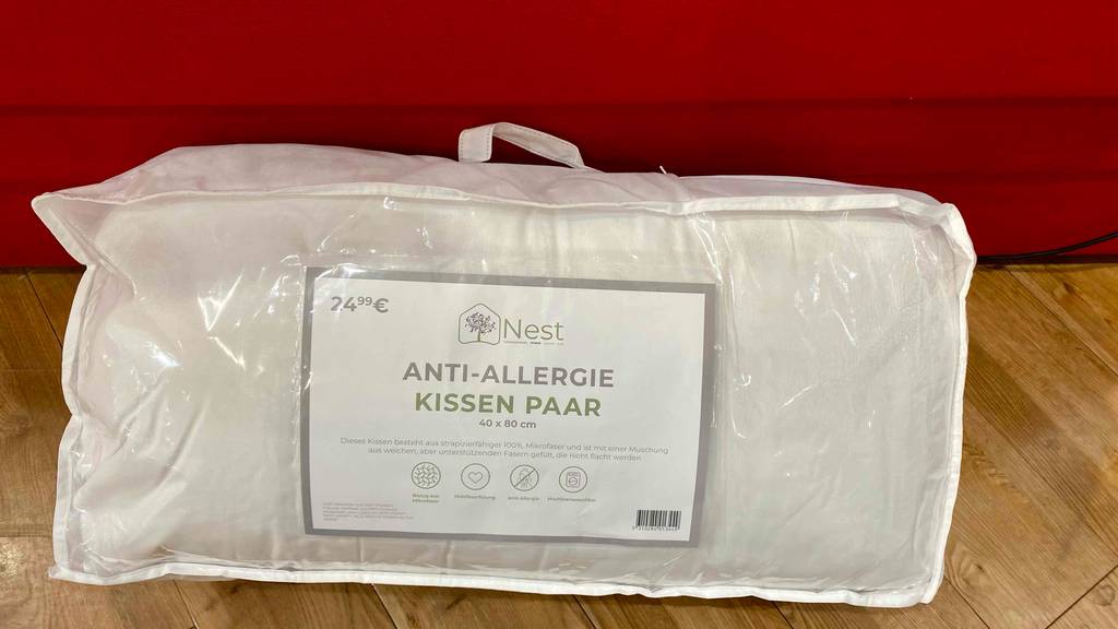 Allergiker-Kopfkissen getestet: Detailansicht des verpackten Kopfkissens.
