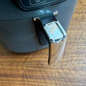 Der Griff der Ninja AF100EU in Nahaufnahme.