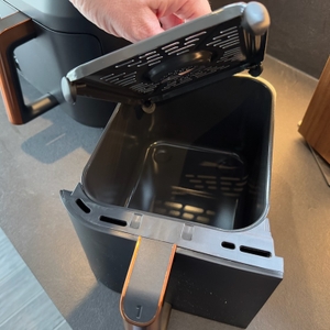 Untersatz anheben bei der Ninja Foodi MAX AF400EUCP