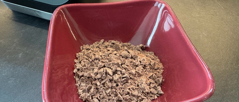 Fertig zerkleinerte Schokolade aus dem Ninja HB150EU