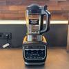Der Hochleistungsmixer Ninja HB150EU.