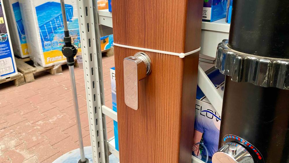 Solardusche getestet: Dusche ist im Detail abgebildet.