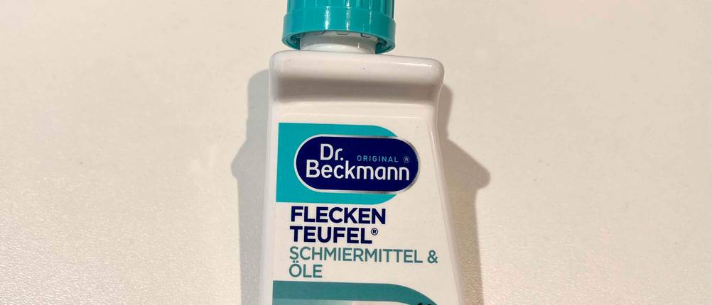 Ölfleckenentferner im Test: die Vorderseite von Dr. Beckmanns 