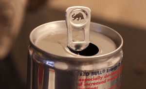 Die Frage, ob Energy-Drinks gesund sind, beschäftigt viele Konsumenten.
