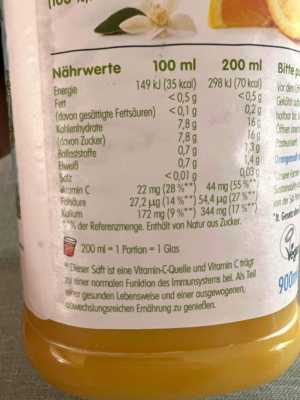 Orangensaft getestet: Detailaufnahme Nährwerttabelle auf dem Label.