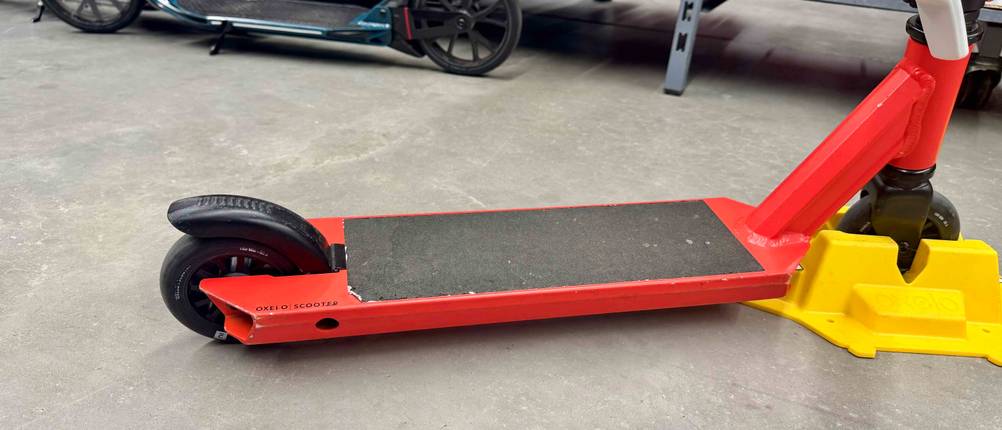 Stunt-Scooter-Test: Detailansicht der Trittfläche