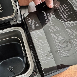 Verschiedene Aufkleber für den Deckel des Panasonic SD-YR2550