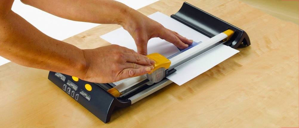 Papierschneidemaschine Test