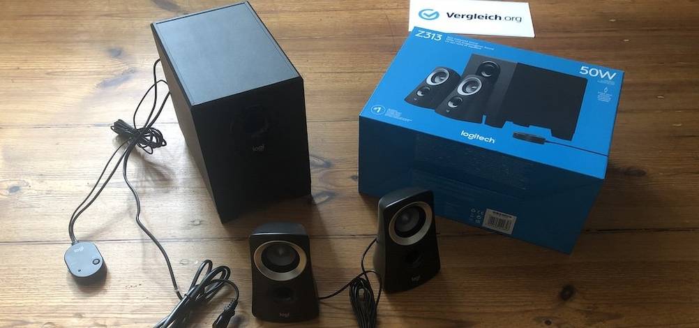 PC-Lautsprecher von logitech mit Zubehör und Originalverpackung