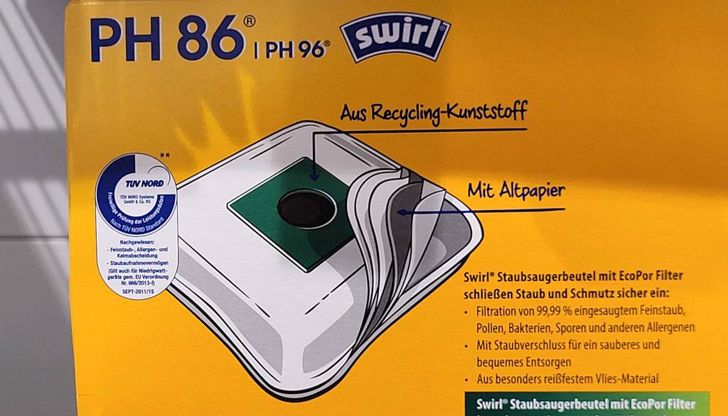 Die Verpackungsrückseite des getesteten Vakuumbeutels, welche in einem Regal steht
