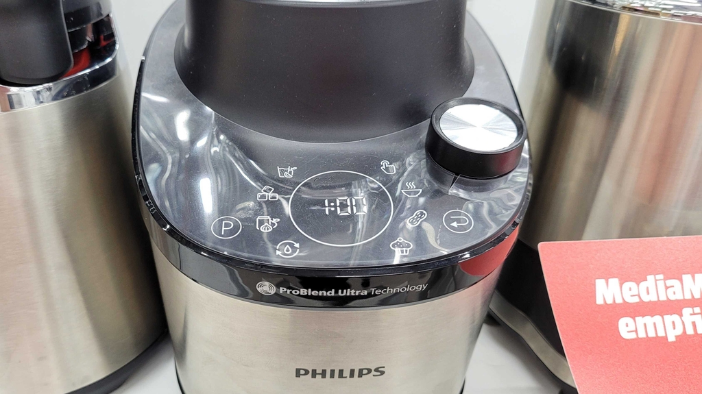 Detailansicht des Displays eines getesteten Hochleistungsmixers.