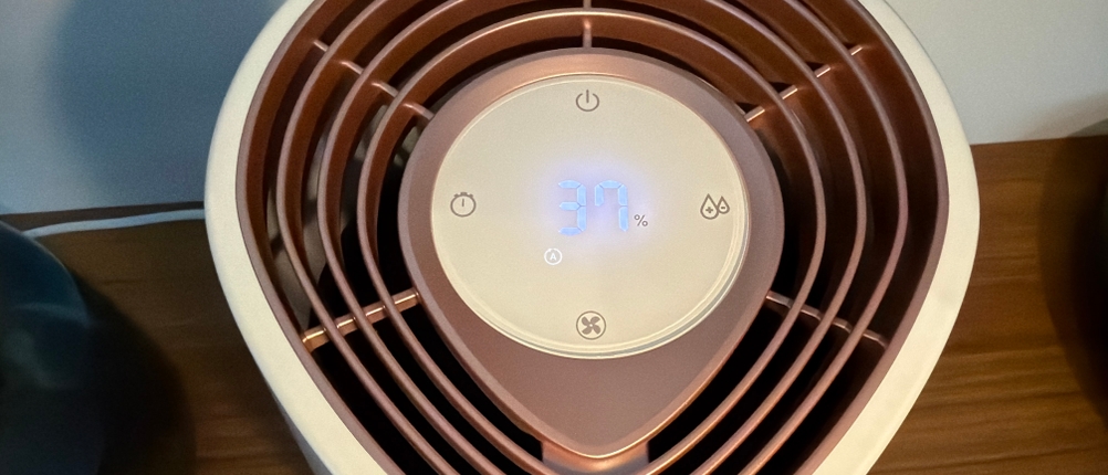 Der Philips HU3916/10 zeigt 37% Luftfeuchtigkeit an