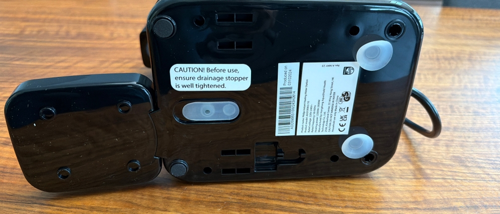 Die Unterseite der Philips Water Station.