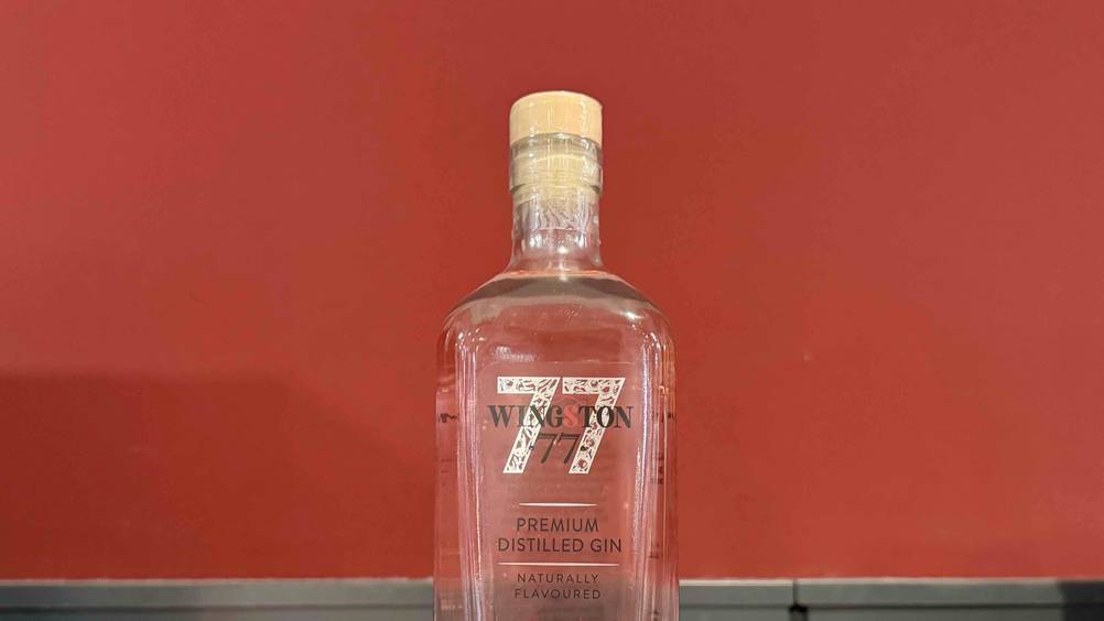 Pink Gin getestet: Nahaufnahme des Logos.