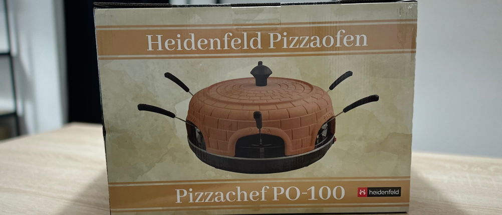Die Verpackung des Heidenfeld Pizzaofens.