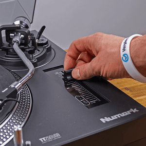 plattenspieler-tonhoehenregelung-pitching-funktion