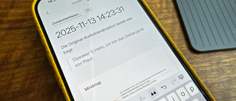 Auf einem Handy ist die App vom Plaud Note geöffnet