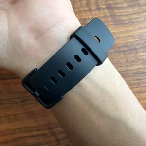 Der Verschluss der Poounur-T80-Smartwatch