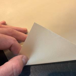 Die Unterseite der Pritogo-Backunterlage