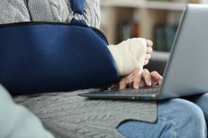 Private-Studentenversicherung-Knochenbruch