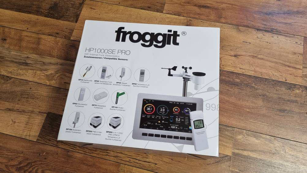 foggit HP100SE Pro liegt in der Verpackung auf dem Boden