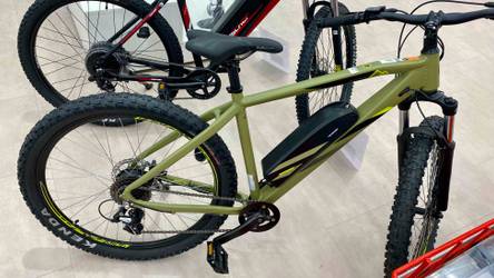 fahrradständer mtb 26 zoll HMB Bike Stand| Hochwertiger für 26- bis 29-Zoll-Räder – Hold My Bike Mountain Bike Bosch Cube kollagen Model:1000 Post n Parcel