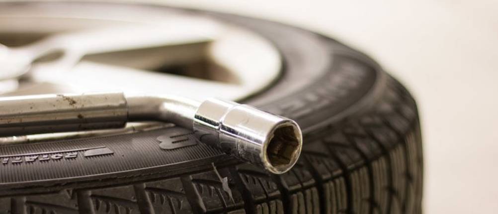 Radmutternschlüssel Test