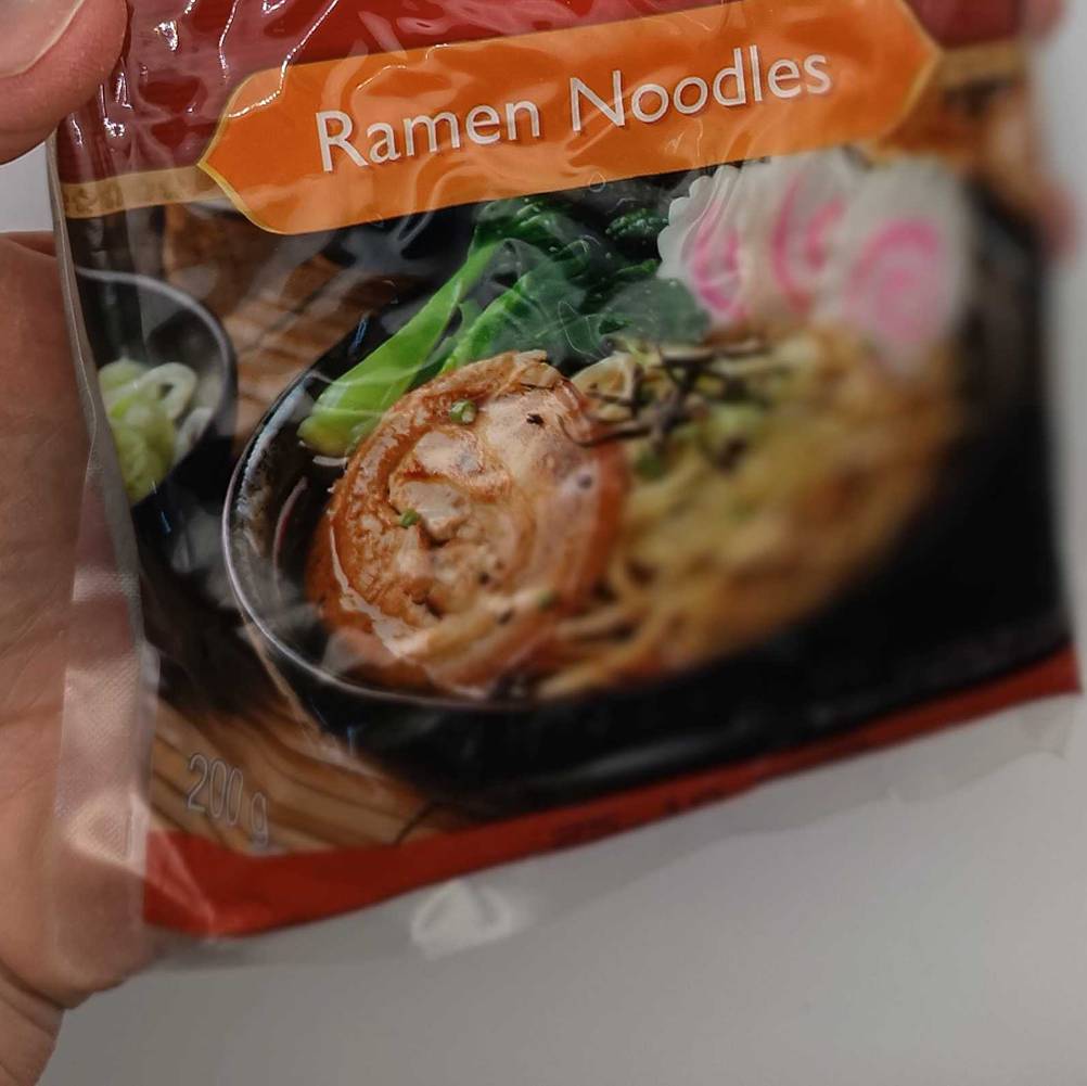 Ramen getestet: Nahaufnahme des Bildes auf der Vorderseite der Packung.