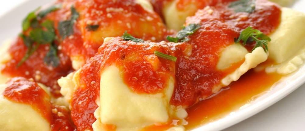 ravioli mit tomatensauce 