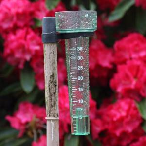 regenmesser-zur-wetterstation