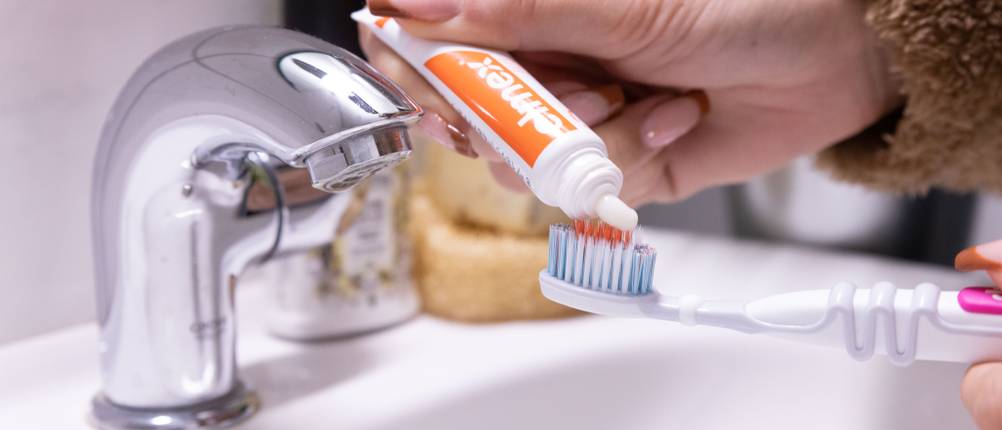 Mit Reisezahnbürste Zähne putzen Test