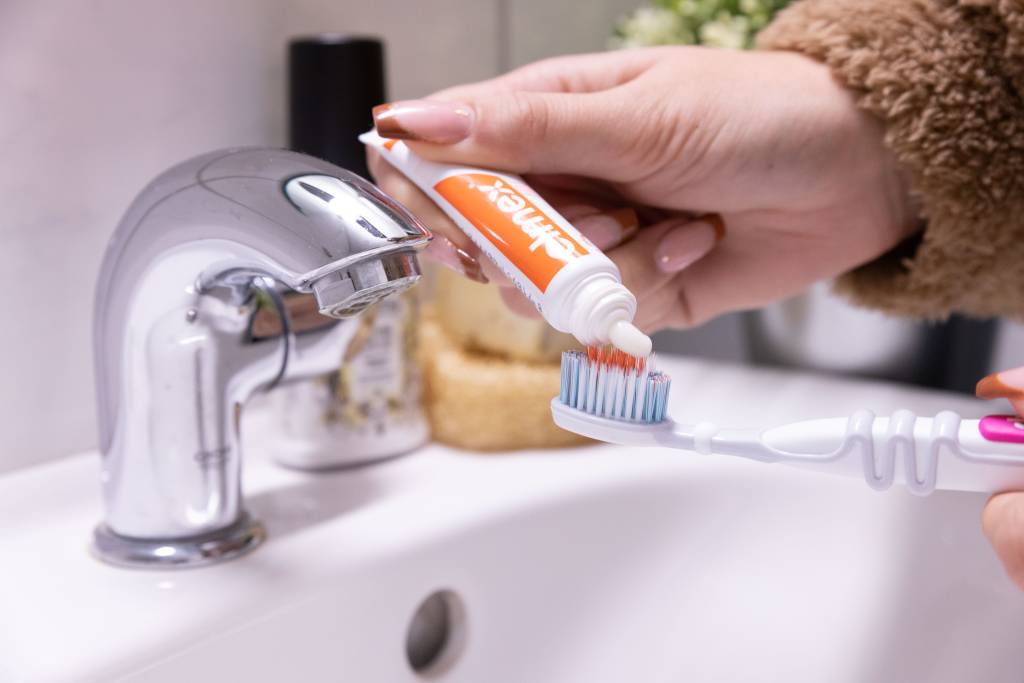 Mit Reisezahnbürste Zähne putzen Test