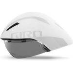 Rennradhelm-Damen-Test: weißer Giro Aerohead Fahrradhelm vor weißem Hintergrund