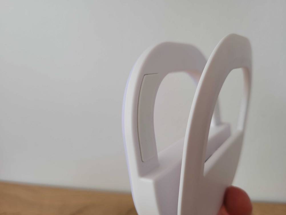 Nahaufnahme eines Ringlichts fürs Handy.