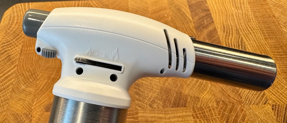 Der Rösle-Flambierbrenner von der Seite