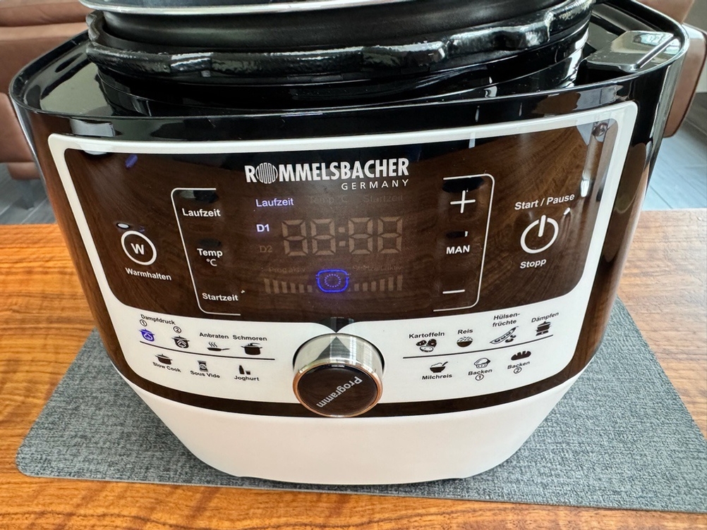 Das Display des Rommelsbacher MD 1000 in Nahaufnahme