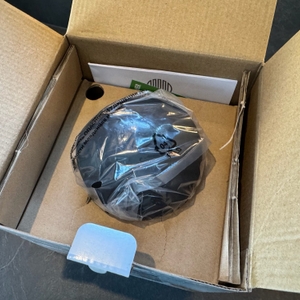 Der geöffnete Karton des Rommelsbacher MZ 400 von oben.