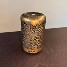 Der Salking ‎SKSD10018 steht auf einer Arbeitsplatte