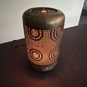 Der Salking ‎SKSD10018 leuchtet während der Benutzung weiß