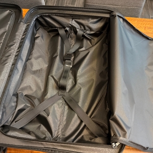 Ein Teil des Innenraums vom Samsonite Neopulse